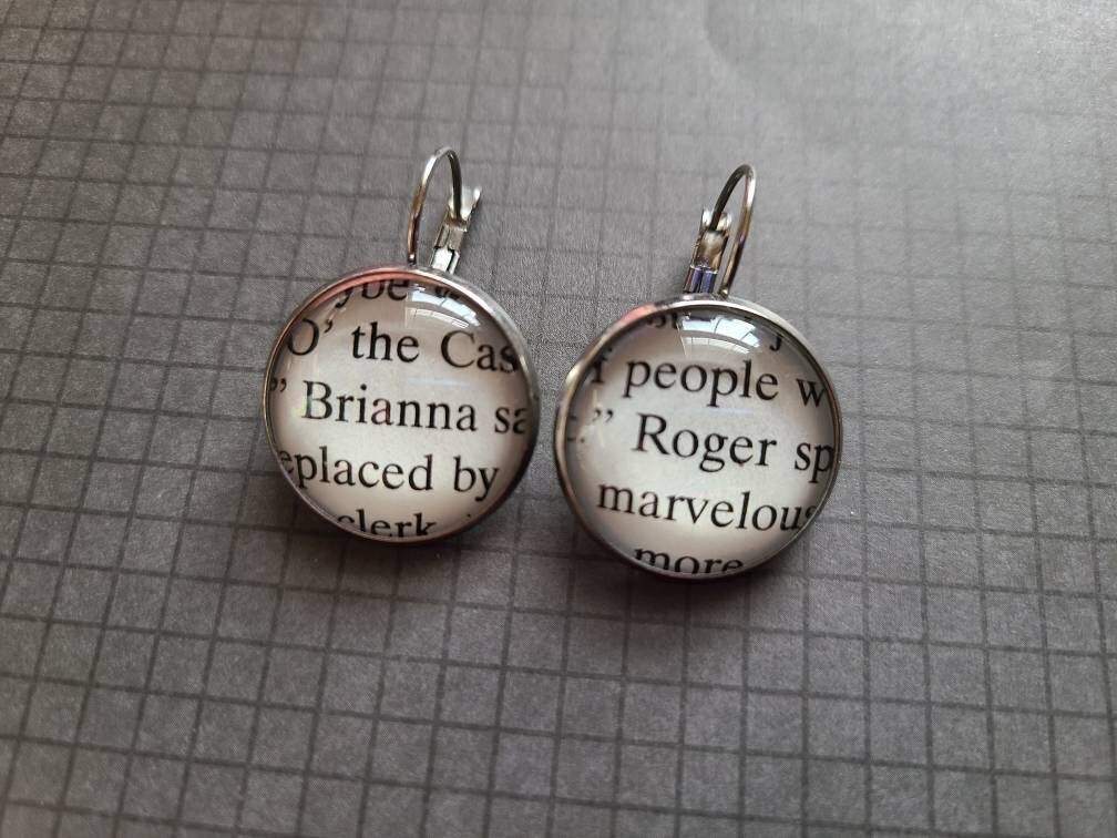 Brianna Und Roger Anhänger Ohrringe Aus Outlander Buchseiten von ChaosTheoryDesigns