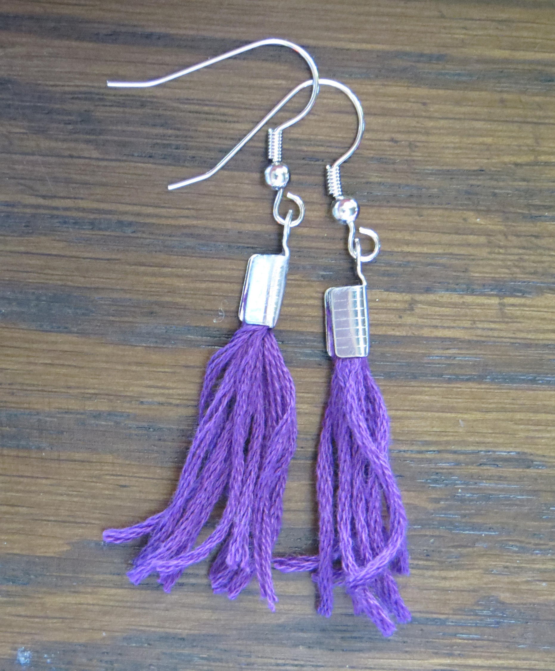 Handgemachte Quastenohrringe/Fun Niedlich Bunt Geschenk Für Sie Frauen Ohrringe von CharDustJewelry