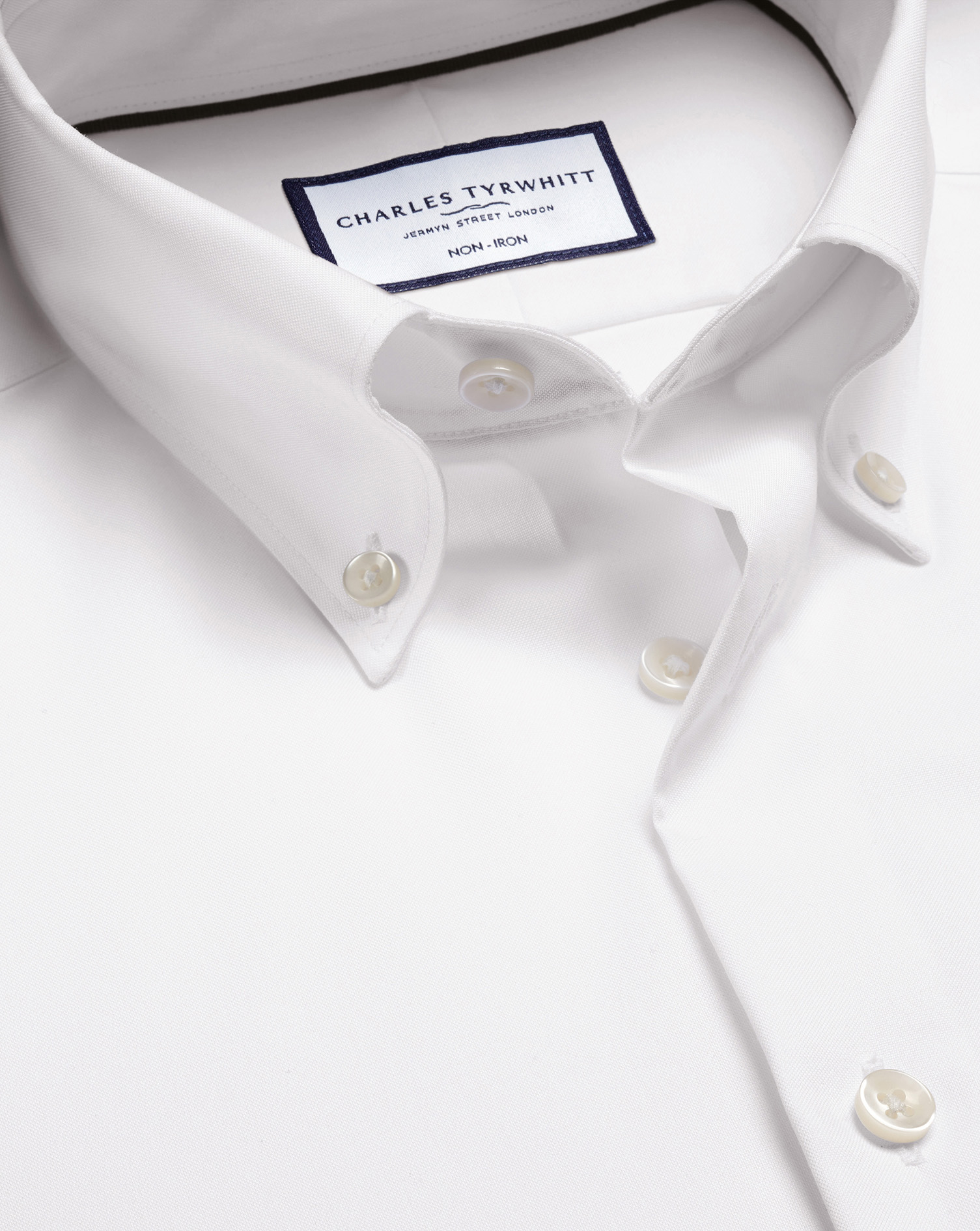 Charles Tyrwhitt Bügelfreies Oxfordhemd mit Button-down-Kragen - Weiß Knopfmanschette Charles Tyrwhitt Bügelfreies Oxfordhemd mit Button-down-Kragen - Weiß Knopfmanschette von Charles Tyrwhitt