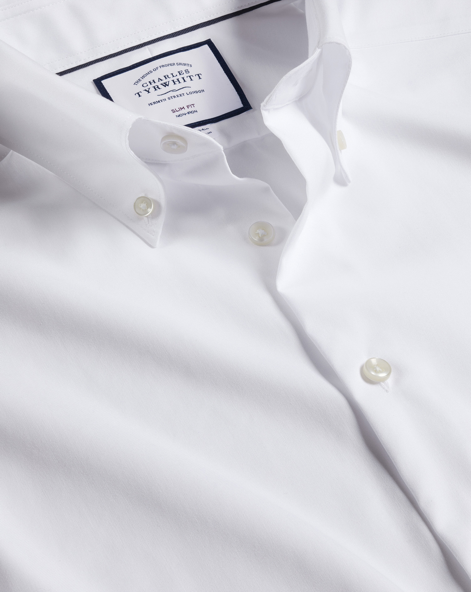 Charles Tyrwhitt Bügelfreies Hemd mit Button-down-Kragen - Weiß Knopfmanschette von Charles Tyrwhitt