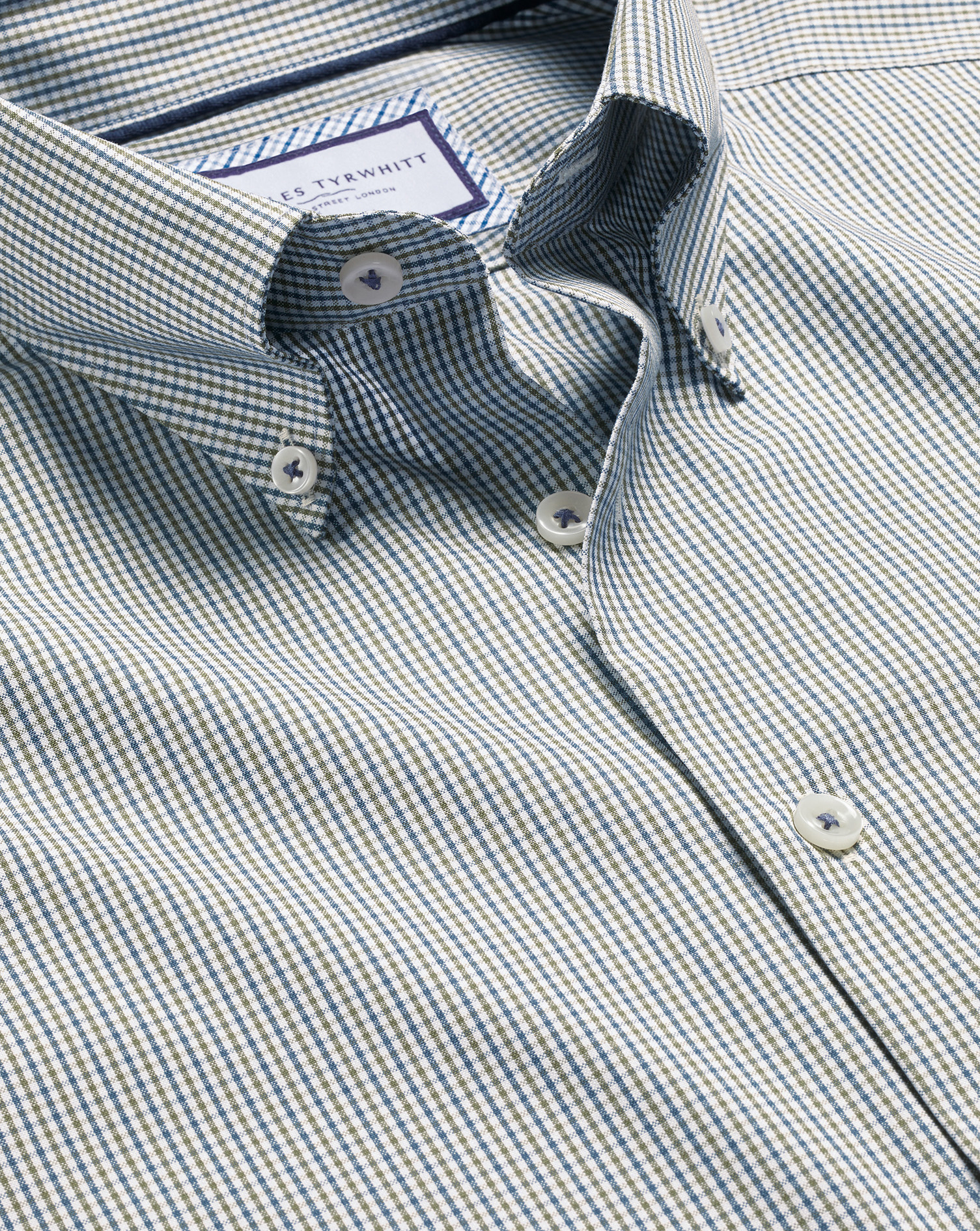 Charles Tyrwhitt Bügelfreies Hemd mit Button-down-Kragen und Gingham-Karos - Olivgrün Knopfmanschette von Charles Tyrwhitt