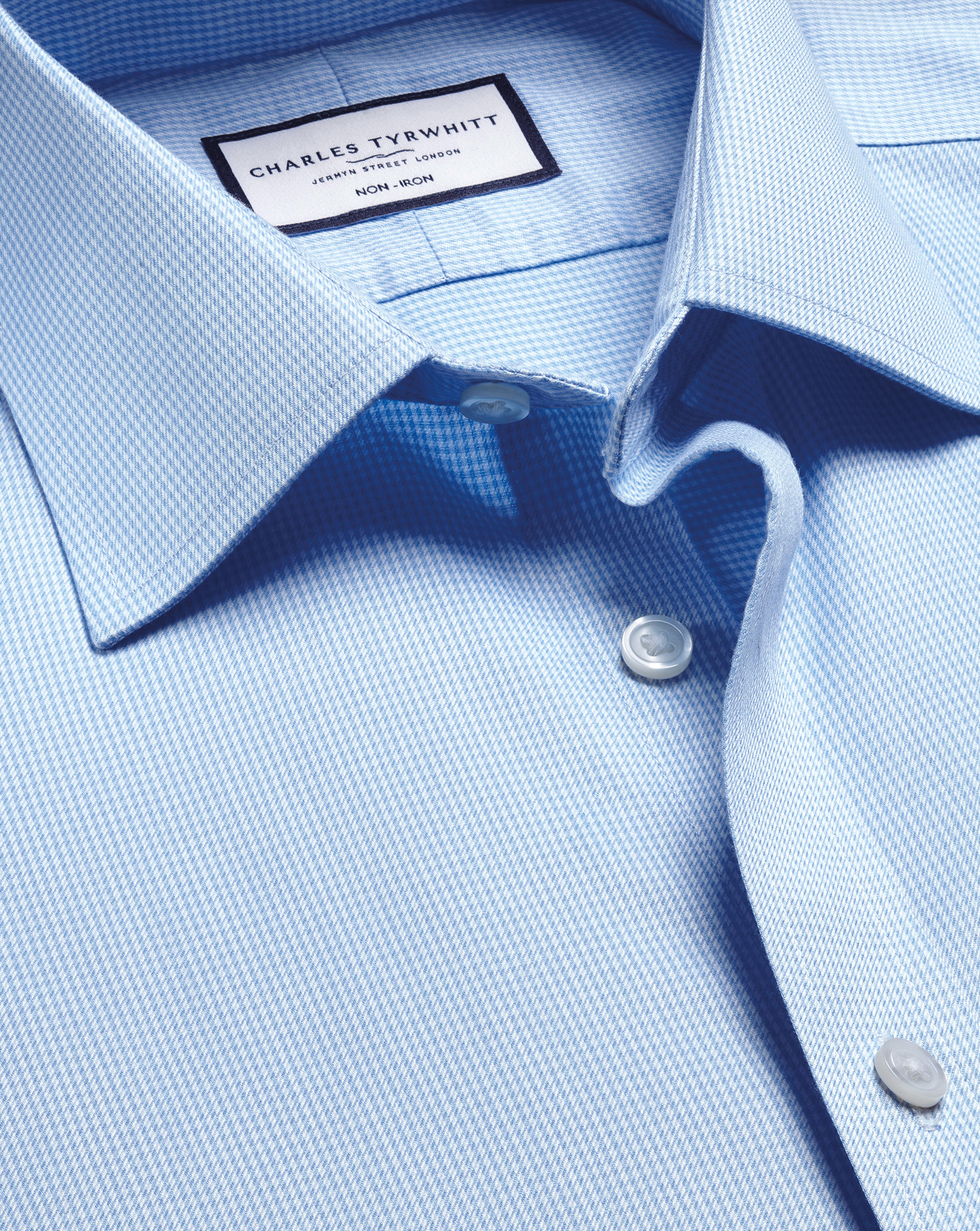 Charles Tyrwhitt Bügelfreies Hemd mit Hahnentrittmuster - Himmelblau Knopfmanschette von Charles Tyrwhitt