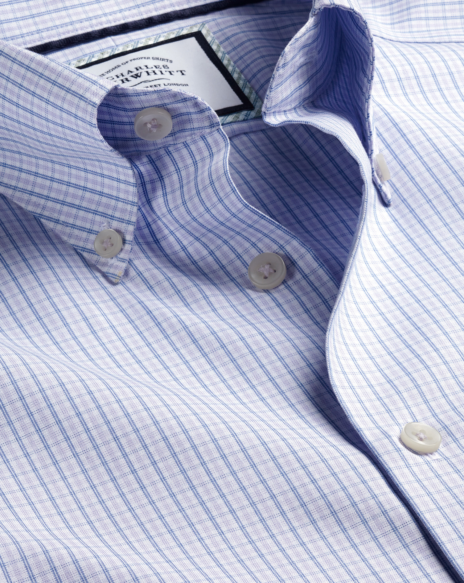 Charles Tyrwhitt Bügelfreies Oxfordhemd mit Button-down-Kragen und Twin-Karos - Lila Knopfmanschette von Charles Tyrwhitt