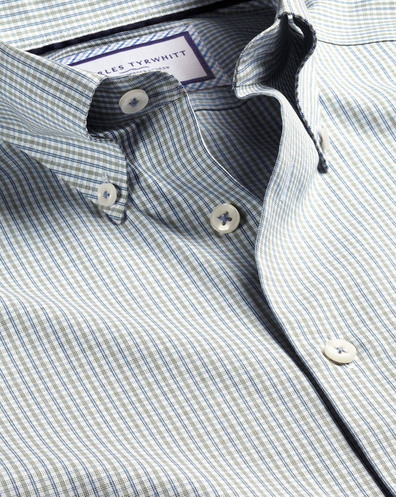 Charles Tyrwhitt Bügelfreies Oxfordhemd mit Button-down-Kragen und Twin-Karos - Olivgrün Knopfmanschette von Charles Tyrwhitt