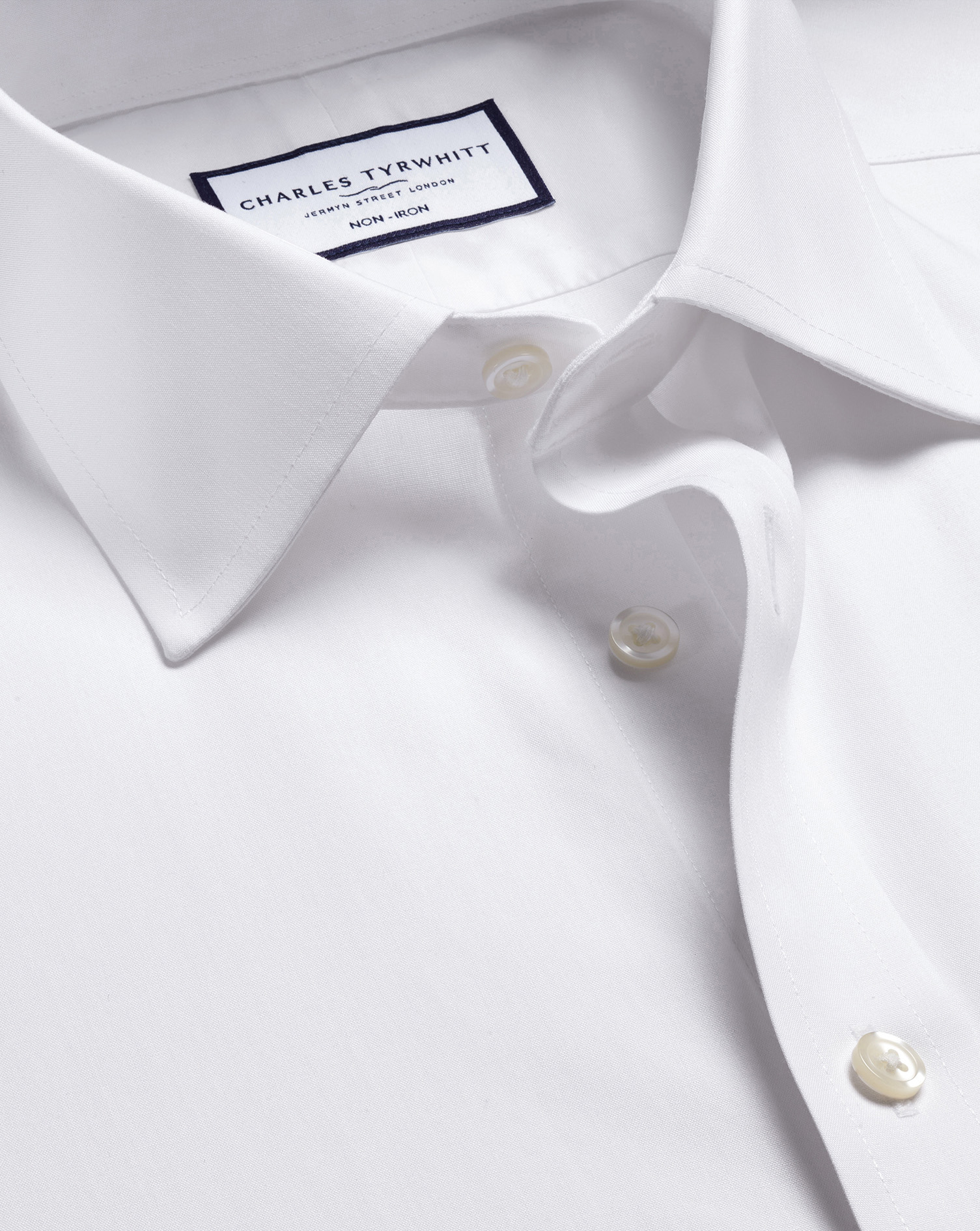 Charles Tyrwhitt Bügelfreies Popeline-Hemd - Weiß Umschlagmanschette Charles Tyrwhitt Bügelfreies Popeline-Hemd - Weiß Umschlagmanschette von Charles Tyrwhitt