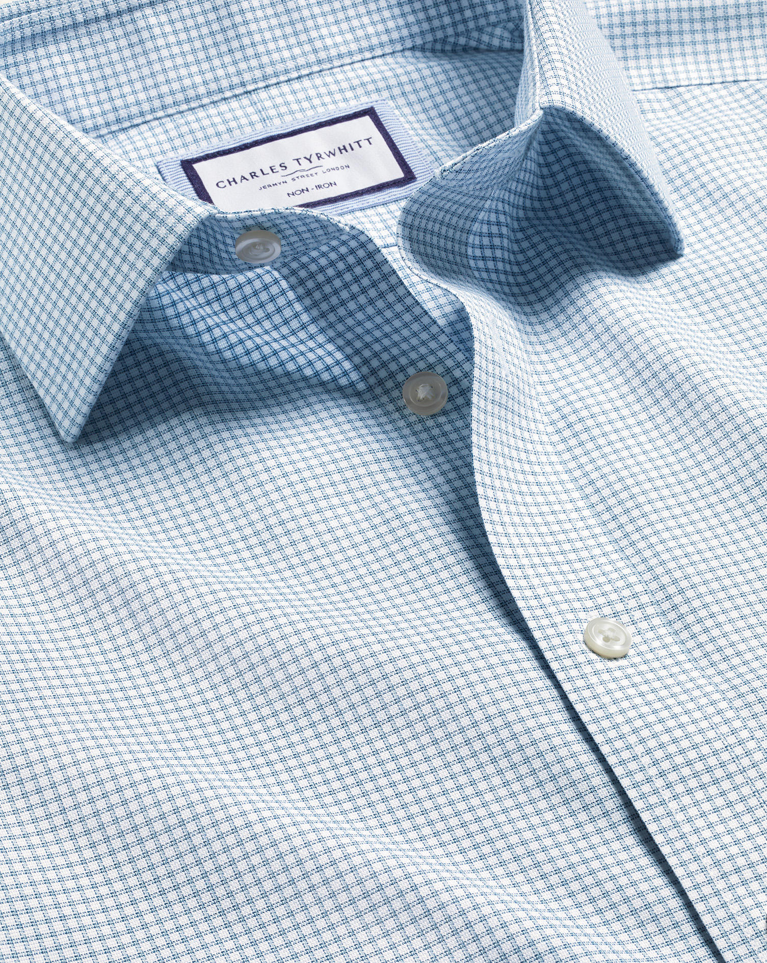 Charles Tyrwhitt Bügelfreies Royal-Oxfordhemd mit Karos - Hellblau Knopfmanschette von Charles Tyrwhitt