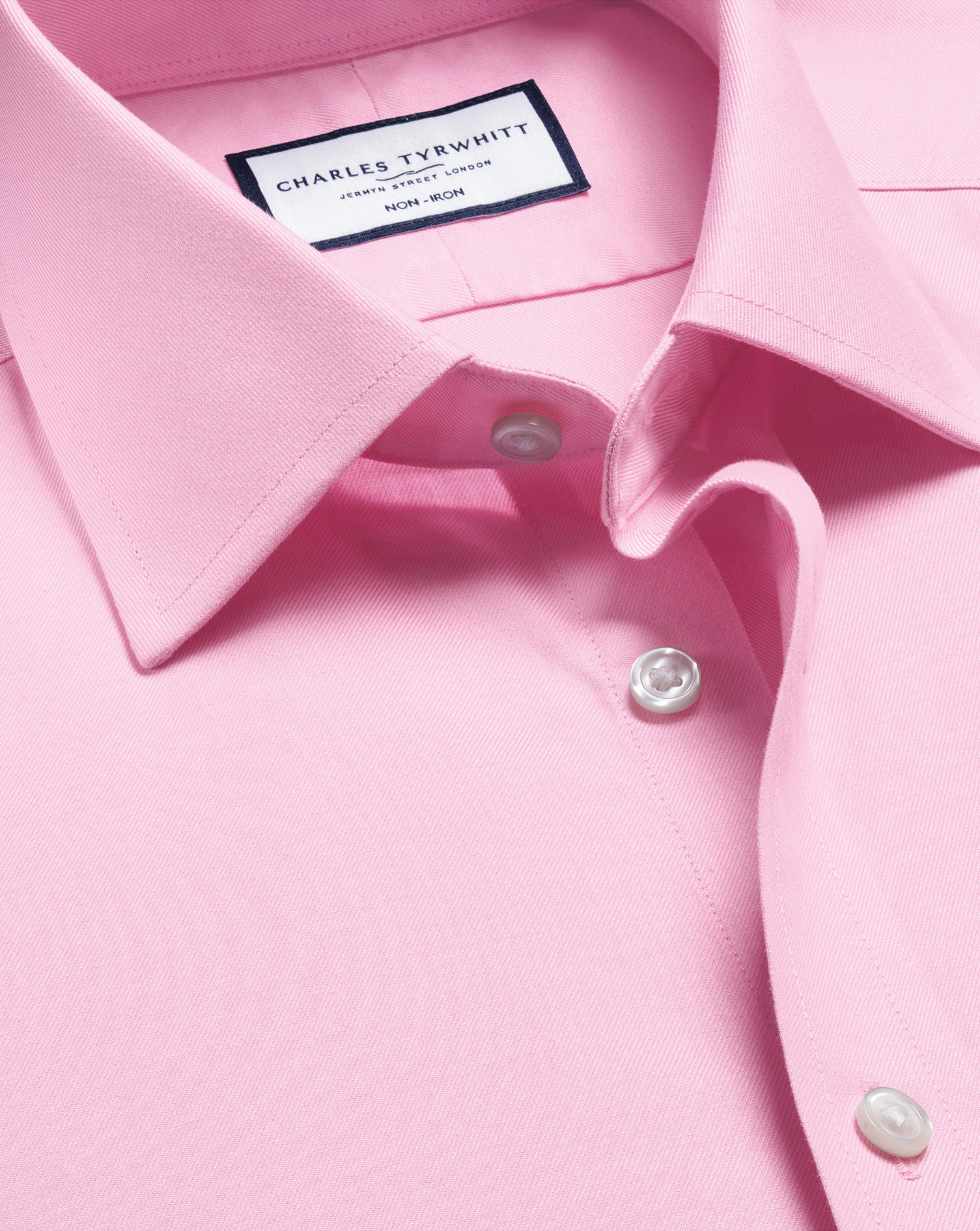 Charles Tyrwhitt Bügelfreies Twill-Hemd - Rosa Knopfmanschette von Charles Tyrwhitt