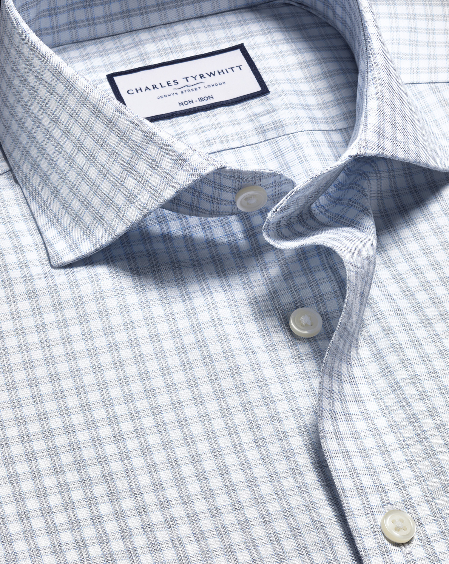 Charles Tyrwhitt Bügelfreies Twill-Hemd mit Karos - Silbergrau Knopfmanschette Charles Tyrwhitt Bügelfreies Twill-Hemd mit Karos - Silbergrau Knopfmanschette von Charles Tyrwhitt