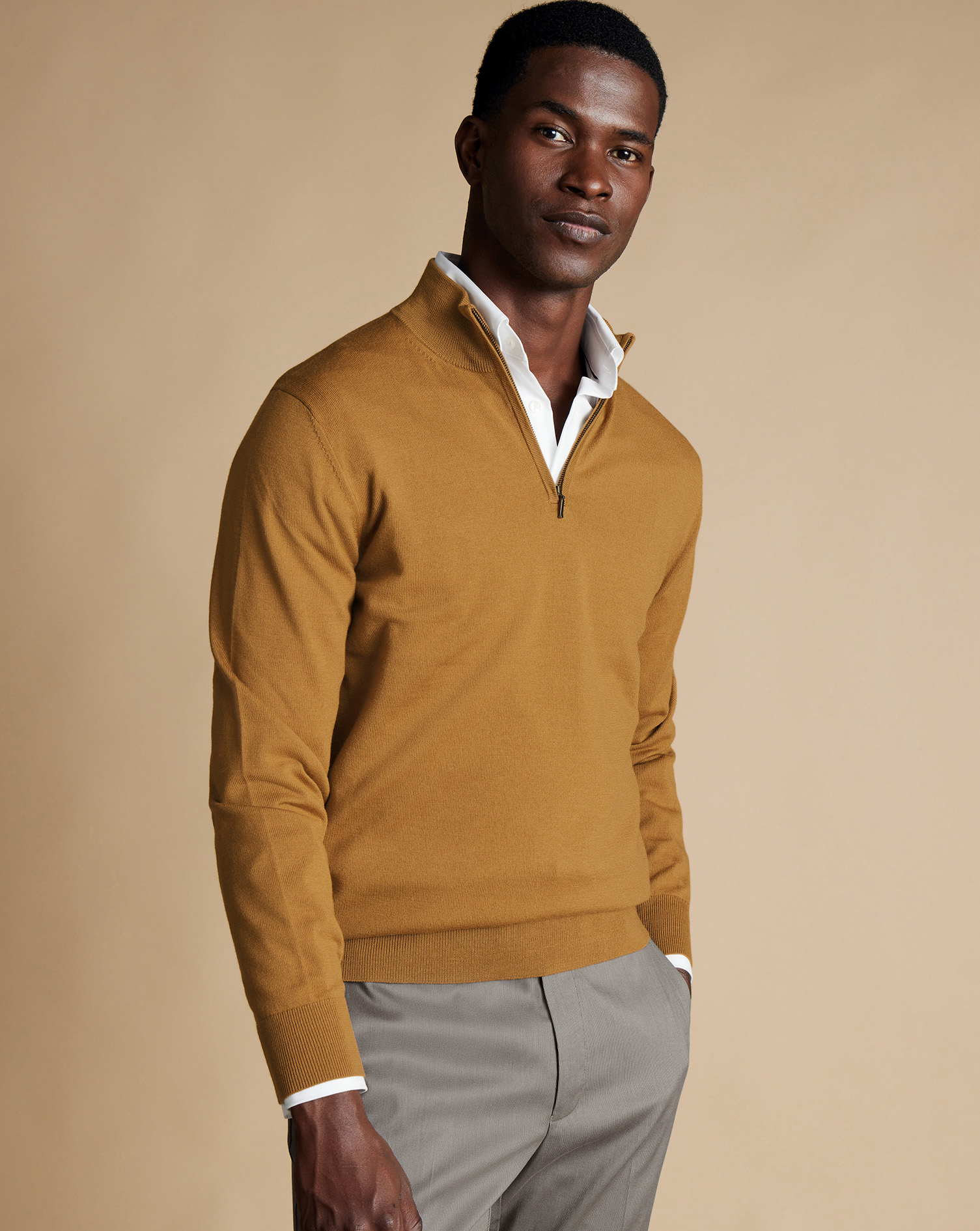 Charles Tyrwhitt Pullover aus Merinowolle mit Reißverschlusskragen - Gold Melange von Charles Tyrwhitt