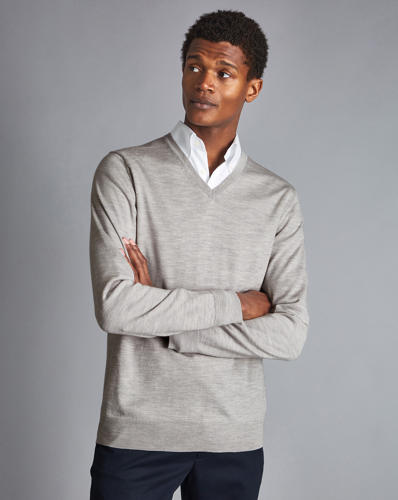 Charles Tyrwhitt Pullover aus Merinowolle mit V-Ausschnitt - Silber von Charles Tyrwhitt