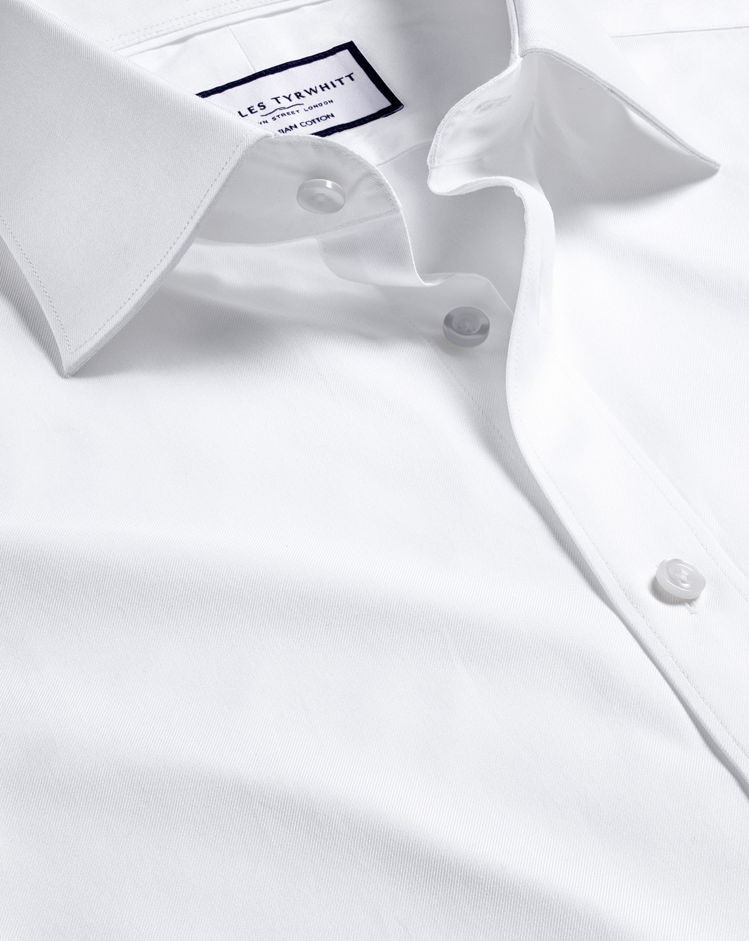 Charles Tyrwhitt Twill-Hemd aus ägyptischer Baumwolle mit Semi-Haifischkragen - Weiß Knopfmanschette von Charles Tyrwhitt
