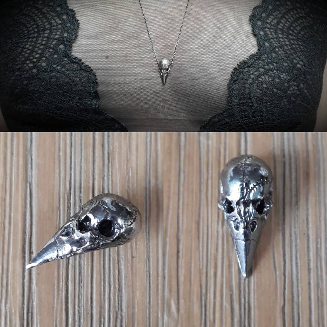 „Vogelschädel"-Anhänger Aus Massivem Silber „Vogelschädel"-Anhänger Aus Massivem Silber von CharlieADAtelier