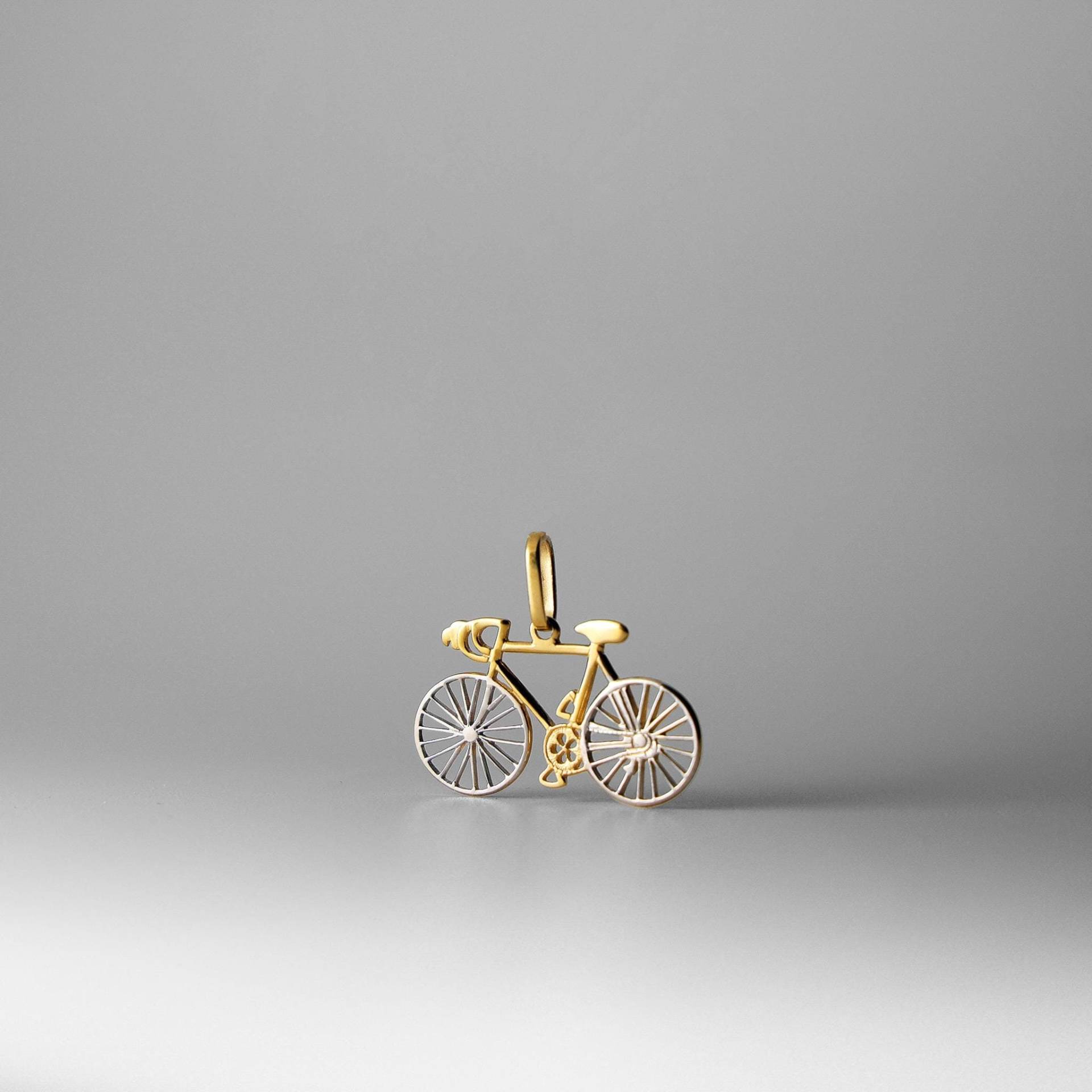 14K Gold 2 Farben Fahrrad Anhänger Charme - Halskette Für Ihn/Sie von CharlieandCoGOLD