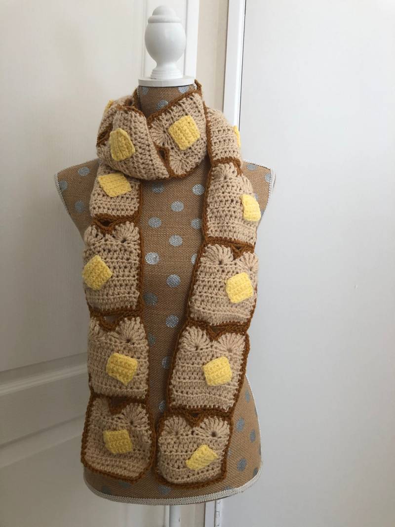I Love My Buttered Toast Schal Mit Extra Weichem Garn Gehäkelt I Love My Buttered Toast Schal Mit Extra Weichem Garn Gehäkelt von CharlotteCrochet