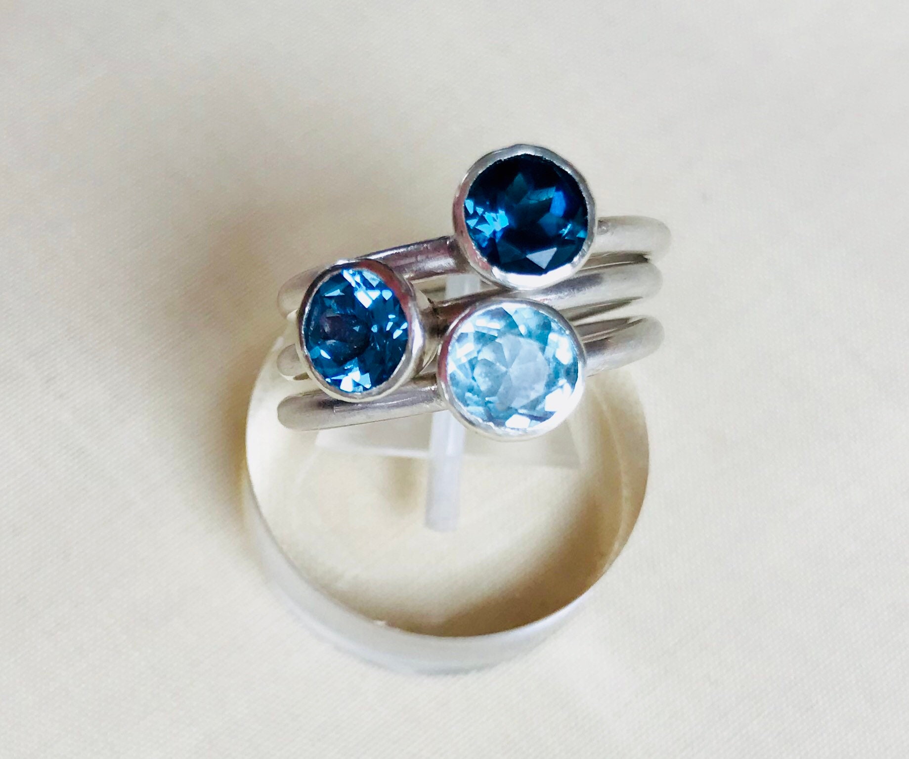 Blautopas Sterling Silber Ring Set - Handgemacht in Cornwall von CharlotteJewellery