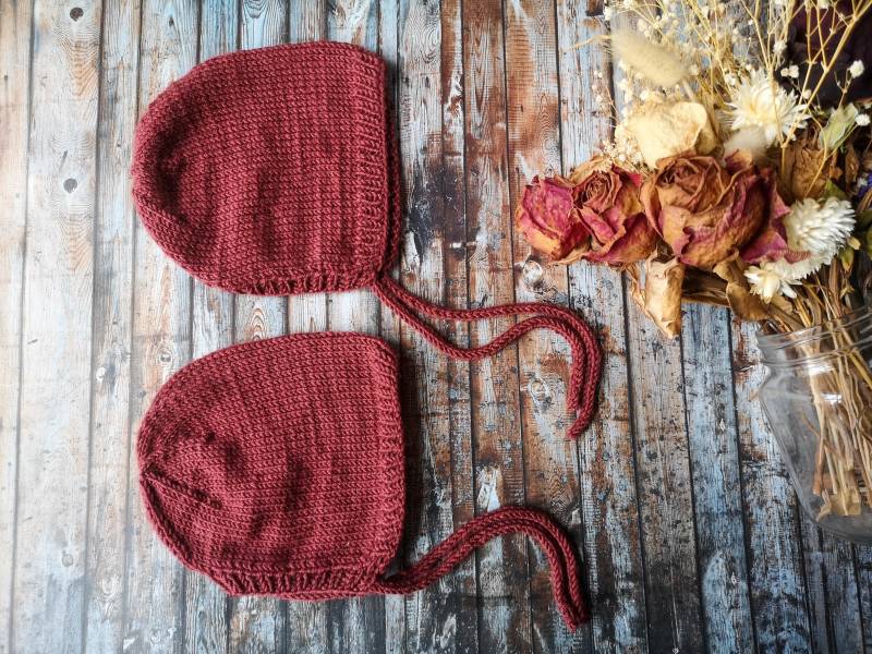 Handgestrickte Mütze Aus Merinowolle in Lila Für Baby, Babymütze, Strickmütze, Mädchenstrickmütze, Wollmütze, Babymütze Handgestrickte Mütze Aus Merinowolle in Lila Für Baby, Babymütze, Strickmütze, Mädchenstrickmütze, Wollmütze, Babymütze von Charlotteoutfit