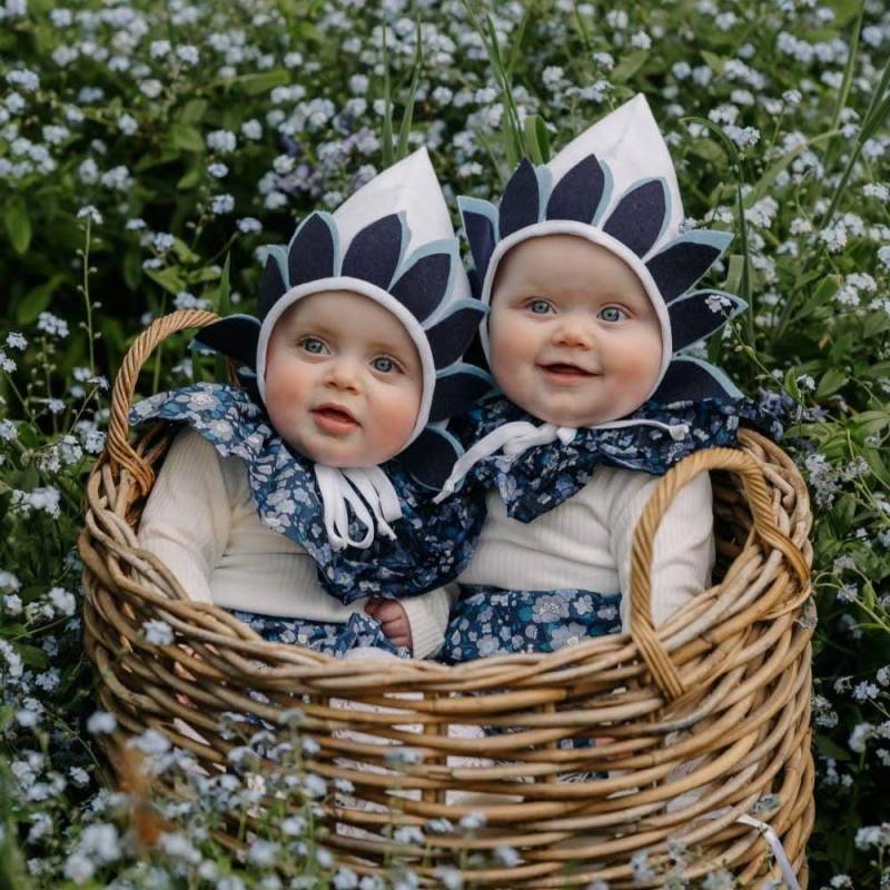 Filz Blütenblatt Leinen Pixie Mütze Vintage Style Baby Mütze von CharlottesDrawer