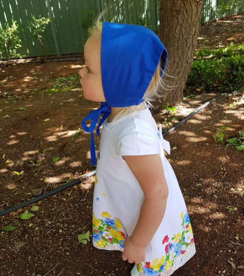 Gefaltete Babymütze - Jede Größe, 3 Bis 36 Monate Made To Order Vintage Iris Style Benutzerdefinierte Mit Bindebändern von CharlottesDrawer