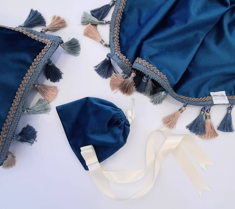 Samt-Haube - Jede Größe Vom Neugeborenen Bis 18 Monate Auf Bestellung Verschiedene Farben Und Stile Winter Sofia von CharlottesDrawer