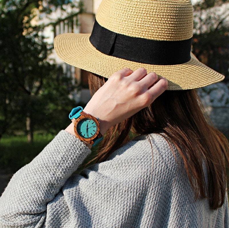 Armbanduhr Für Freundinnen-Armbanduhr Frau-Holz Uhren-Armbanduhr-Armbanduhr-Armbanduhr-Armbanduhr-Armbanduhr-Persönliches Geschenk-Blaue Uhr von CharmGlobal