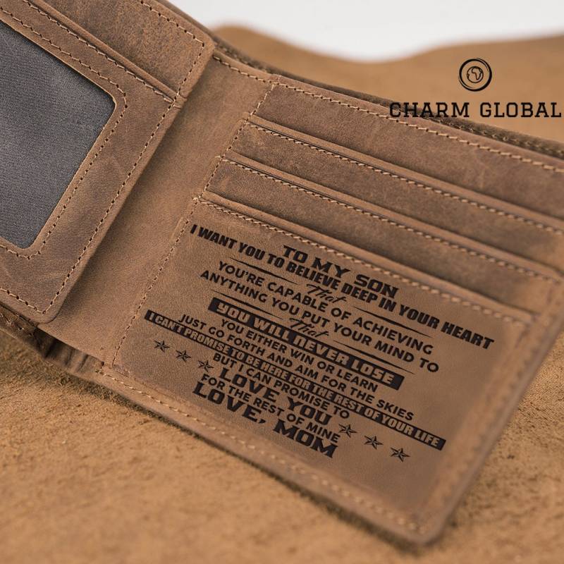 Personalisierte Brieftasche Aus Leder Mit Gravur Für Sohn W43 Personalisierte Brieftasche Aus Leder Mit Gravur Für Sohn W43 von CharmGlobal