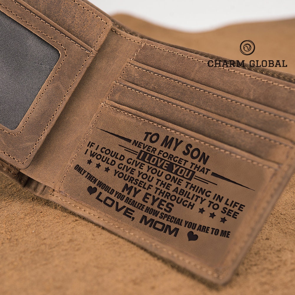 Gravierte Brieftasche Für Sohn-Leder Brieftasche-Leder Mann-Personalisierte Sohn-Weihnachtsgeschenk-Geschenk Sohn-My Eyes Mom W26 Gravierte Brieftasche Für Sohn-Leder Brieftasche-Leder Mann-Personalisierte Sohn-Weihnachtsgeschenk-Geschenk Sohn-My Eyes Mom W26 von CharmGlobal
