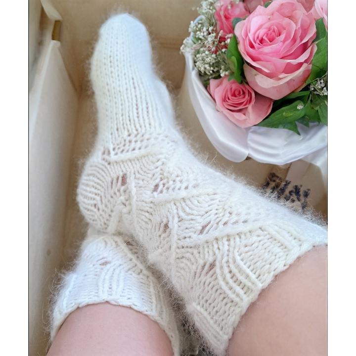Knitted Angora Socks, Slippers Rabbit House Socks Fuzzy, Fluffy, Warm, Super Soft, Gift von CharmeStrickmode
