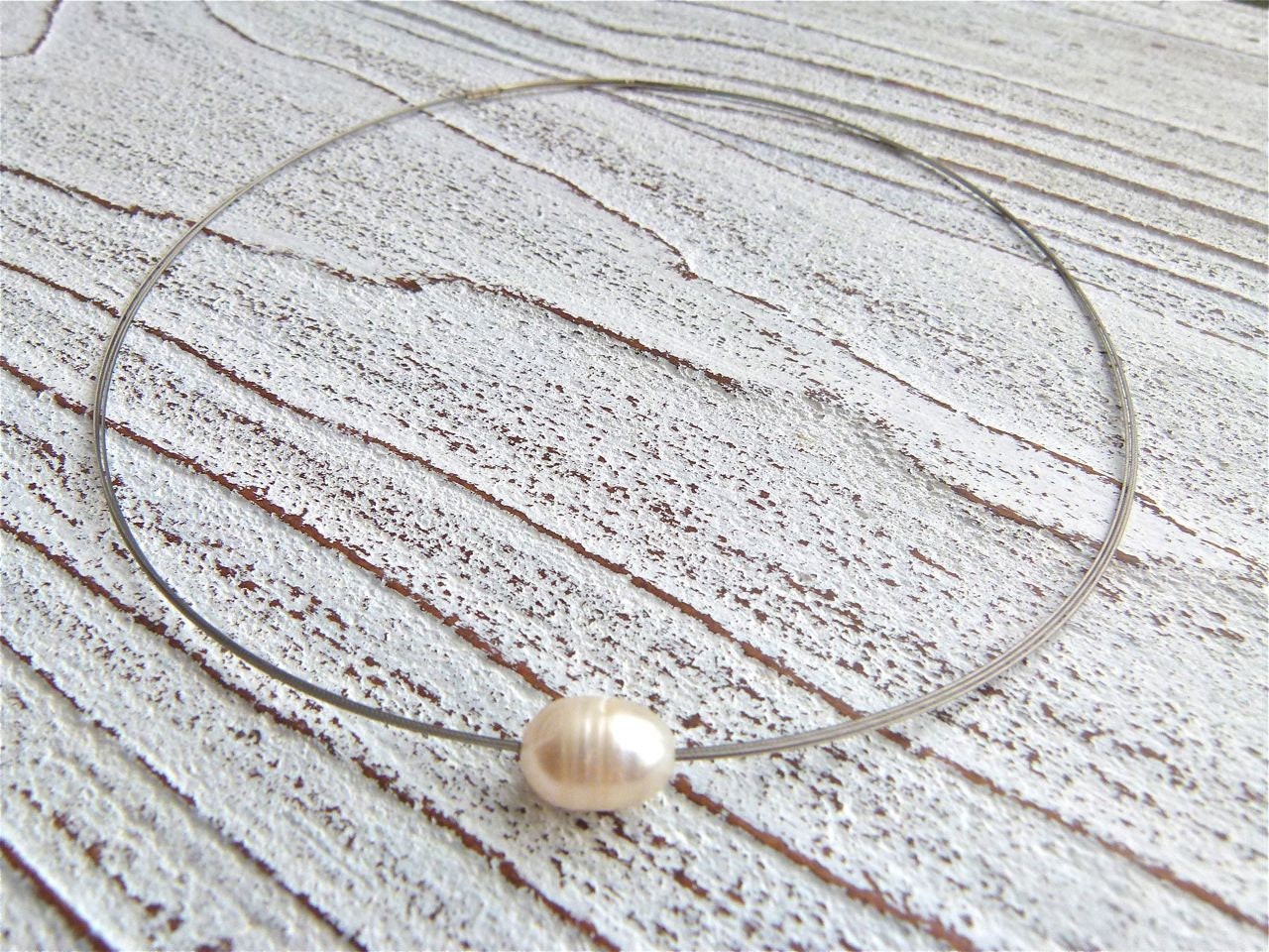 Kette Mit Süßwasserperle #81, Für Frauen, Collier Perle, Weiße Perle Kette, Handgefertigt, Frauenkette, Draht Und Perlen, Mehrreihig Kette Mit Süßwasserperle #81, Für Frauen, Collier Perle, Weiße Perle Kette, Handgefertigt, Frauenkette, Draht Und Perlen, Mehrreihig von Charmecharmant