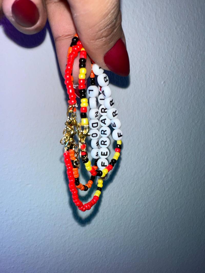 Formel Eins Armband Mit Hummerverschluss von CharmedFinesse