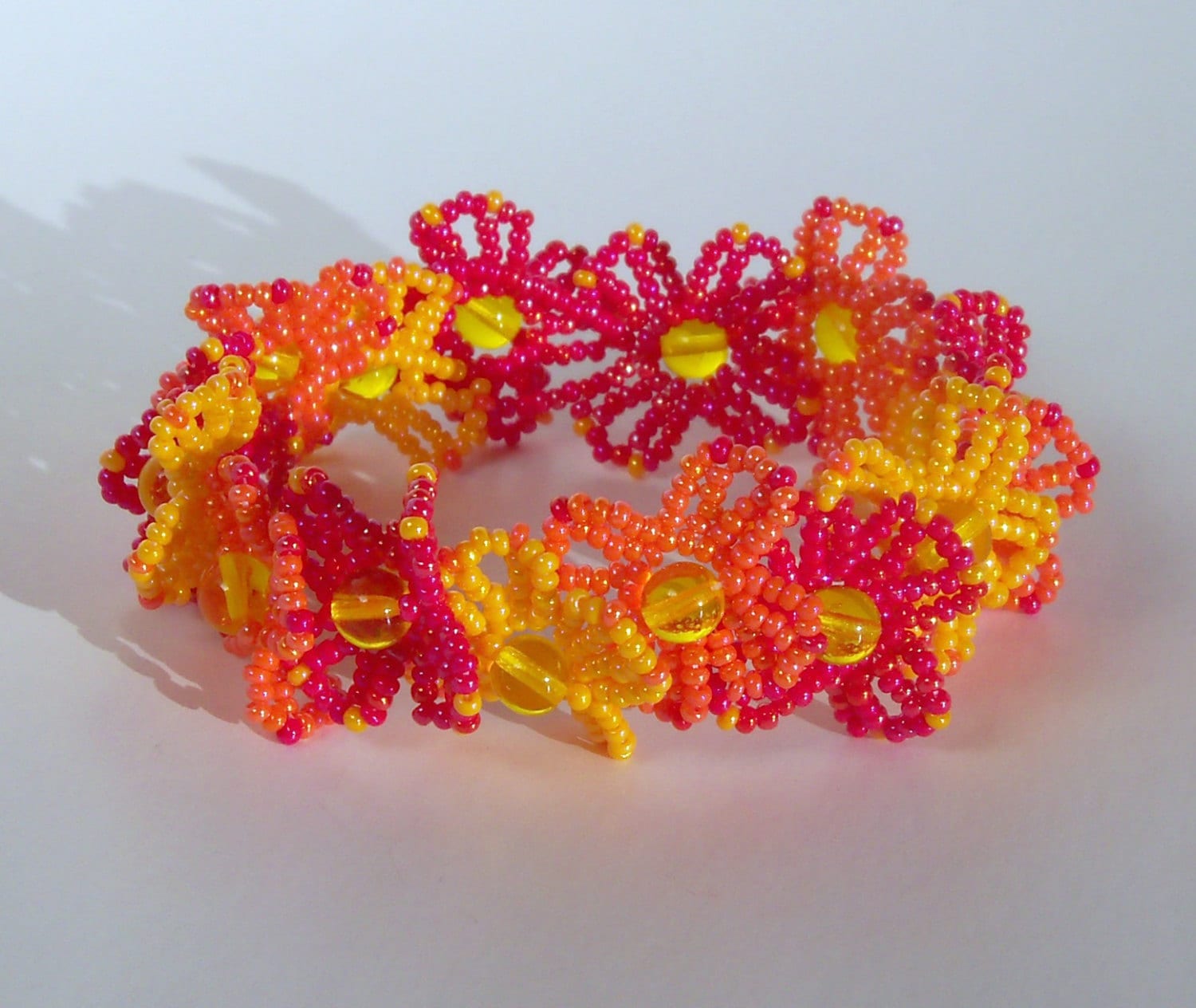 Perlen Lei Armband - Rot Und Orange Perlen Lei Armband - Rot Und Orange von CharmedGifts