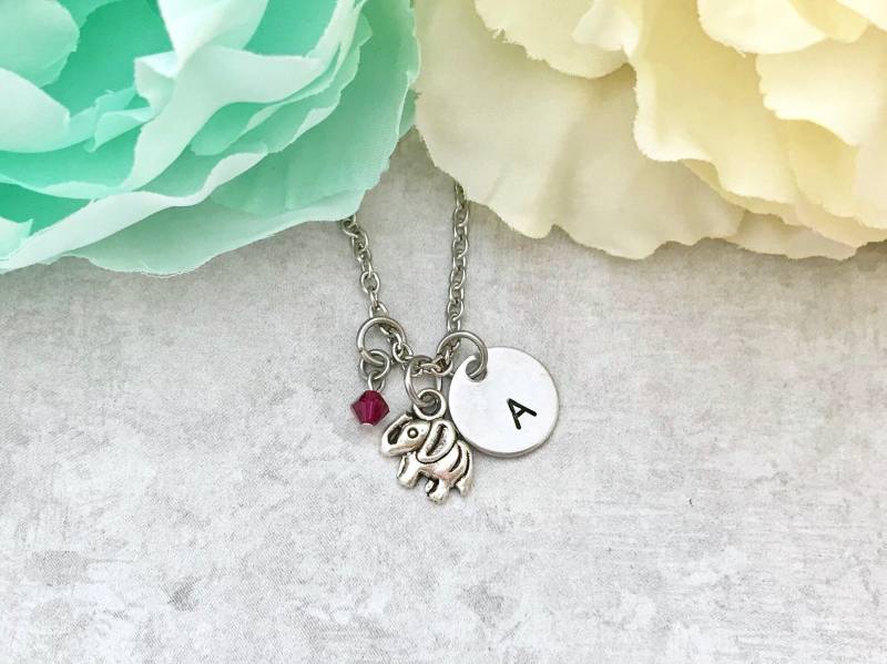 Elefanten-Anfangsschmuck-Tiny Elephant Jewelry-Personalisierte Initial Halskette-Elephant Halskette von CharmedMetals