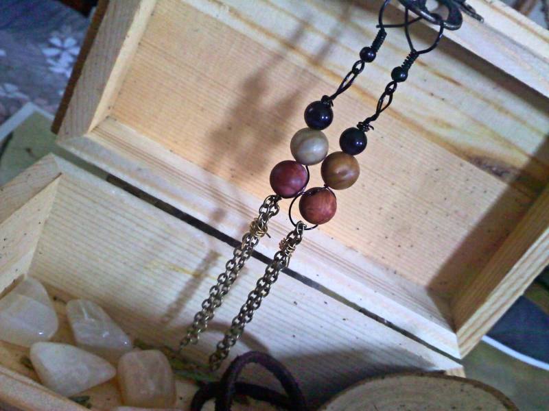 Erdtöne Perlen Ohrringe von CharmingBones