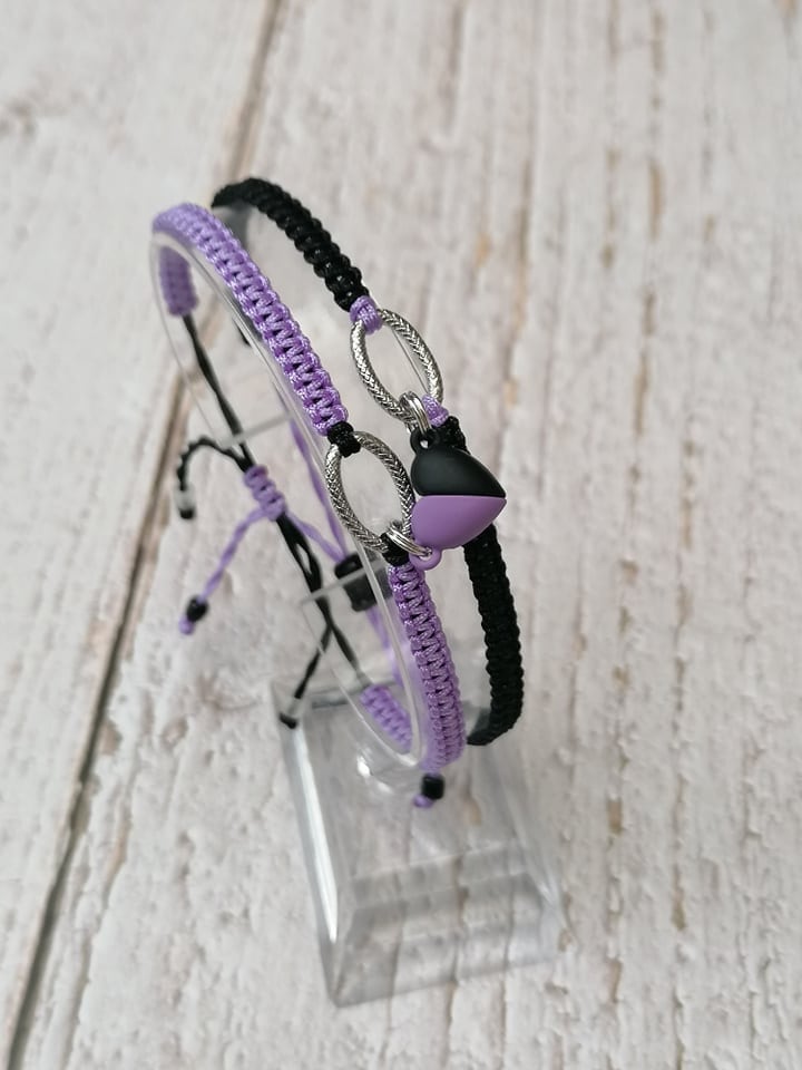 Helles Lila-Schwarz, 2Er Set-Paar Magnetarmbänder-Herz , Paararmband, Freundschaftsarmband Helles Lila-Schwarz, 2Er Set-Paar Magnetarmbänder-Herz , Paararmband, Freundschaftsarmband von CharmingDesignCrafts