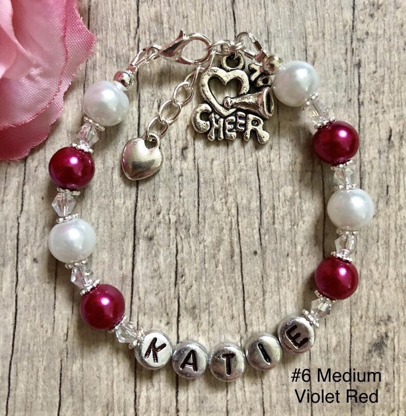 Personalisiertes Love To Cheer Cheerleader Armband-Cheerleader Armband-Cheerleading Charm Armband-Sport Armband-Cheer Team Armband von CharmingDivaBoutique