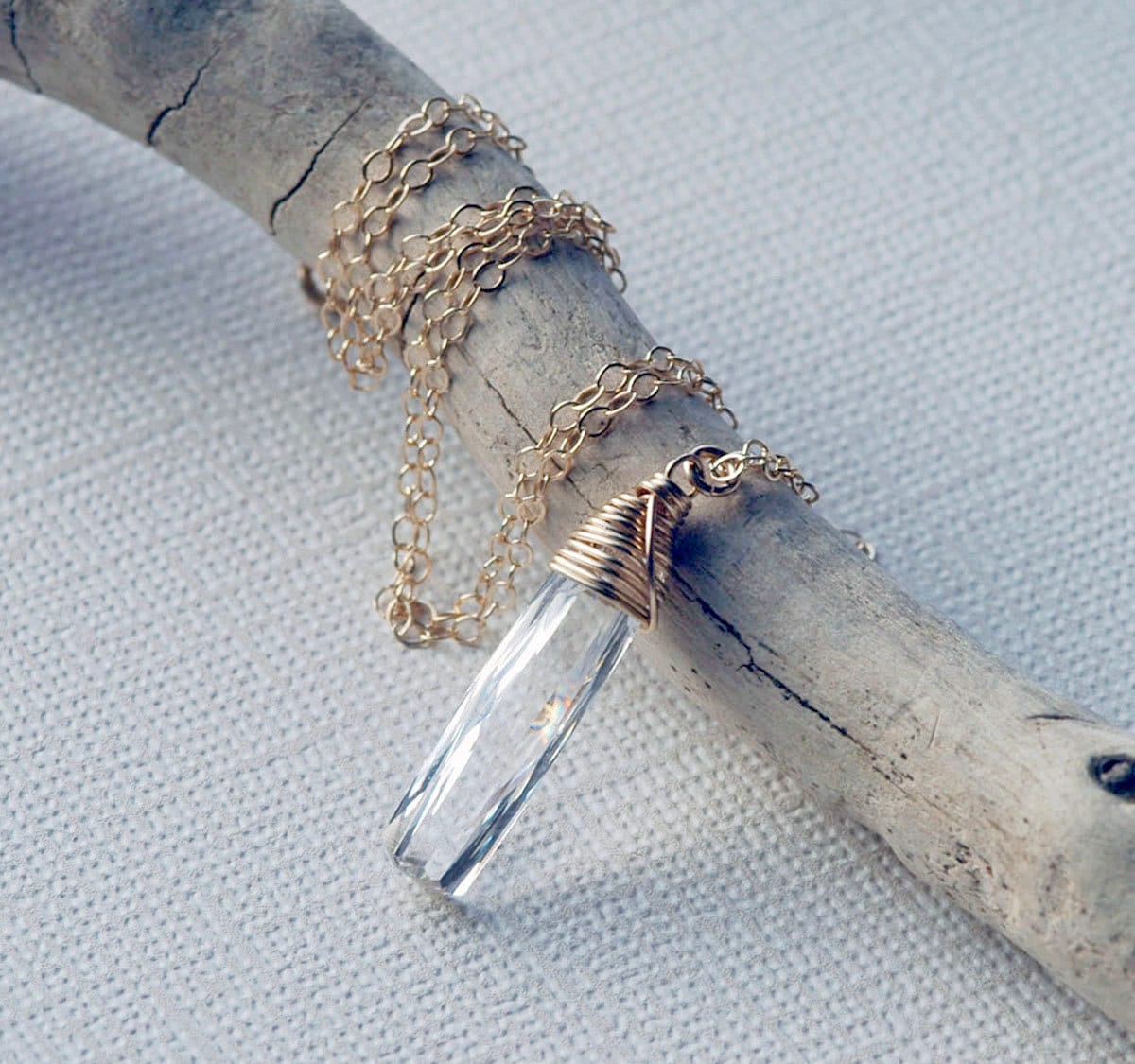 Kristall Kette, Eiszapfen, Gold Gefüllte Halskette, Anhänger Draht Gewickelt, Swarovski Kristall, Einzigartigen Geschenk Für Sie von CharmingMetals