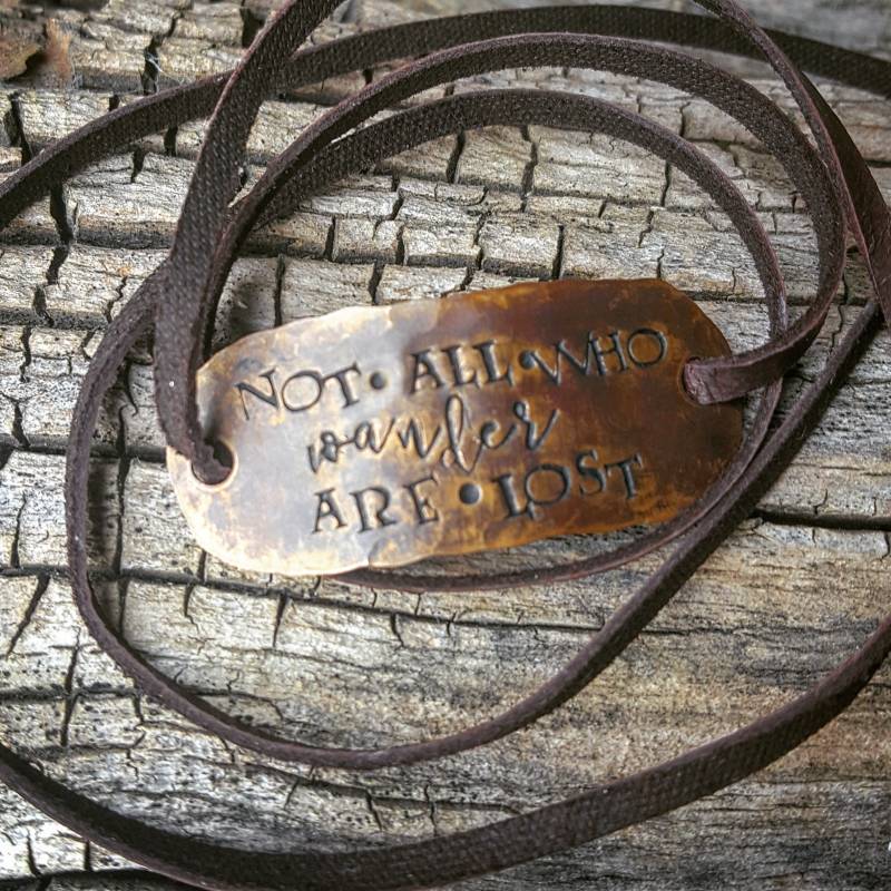 Not All Who Wander Are Lost, Lederarmband Not All Who Wander Are Lost, Lederarmband von CharmingSarabella