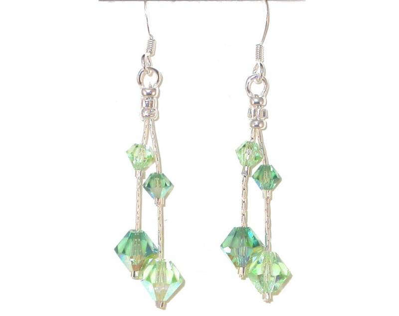2-Farbig Grün Kristall Ohrringe Sterling Silber Ernit Chrysolite Swarovski Elements von CharminglyYoursToo
