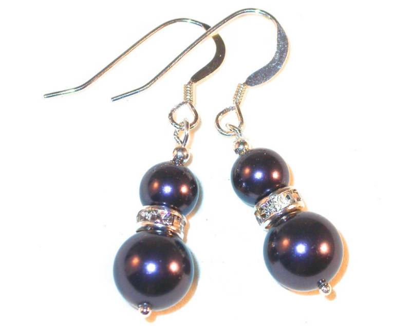 Handgefertigte Dunkellila Perlen Ohrringe Sterlingsilber Swarovski Kristall Silber - Durchbohrt Und Clip On von CharminglyYoursToo
