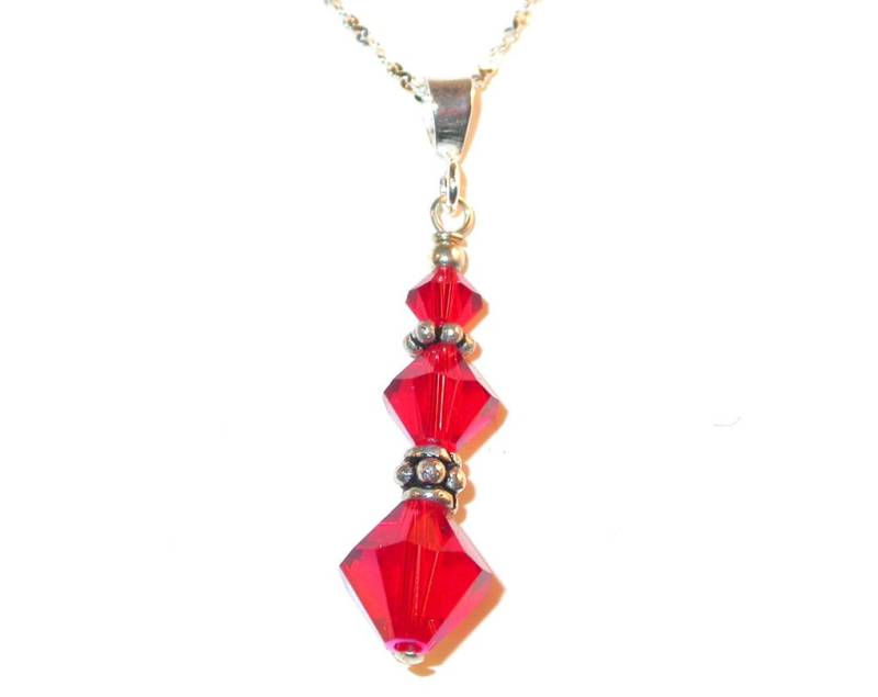 Helle Light Siam Red Kristall-Anhänger Sterling Silber Swarovski Elements von CharminglyYoursToo