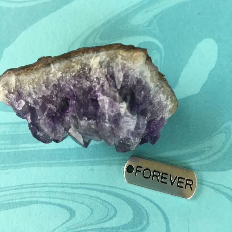 Set Von Fünf "Forever" Gravierte Tag Charms Antik Silber Ton von CharmsJC