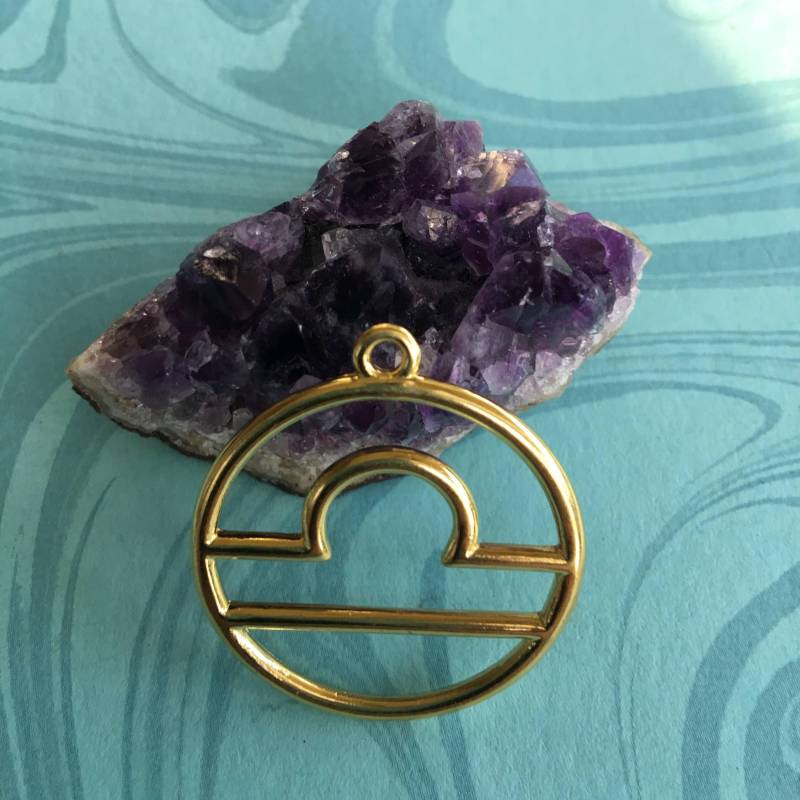 Waage Sternzeichen Zeichen Gold Vergoldet Zink Basierte Legierung Anhänger Runde Hohl 34x30mm, Anhänger-Charms von CharmsJC