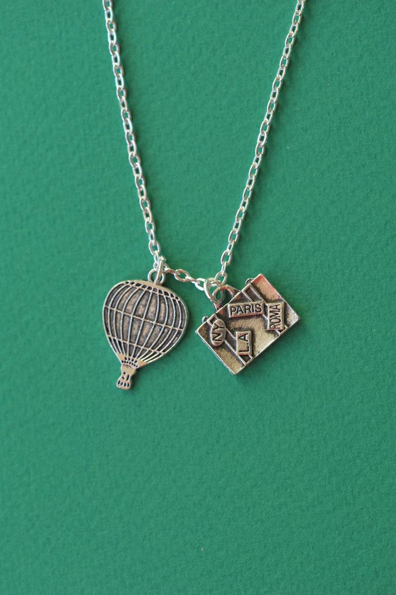 Heißluftballon & Koffer Anhänger Fernweh Anhänger von CharmstoreCo