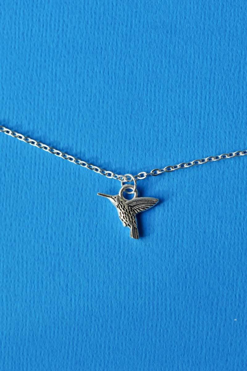 Kolibri Anhänger Silberanhänger Mit Vogelanhänger, Personalisierter Schmuck von CharmstoreCo