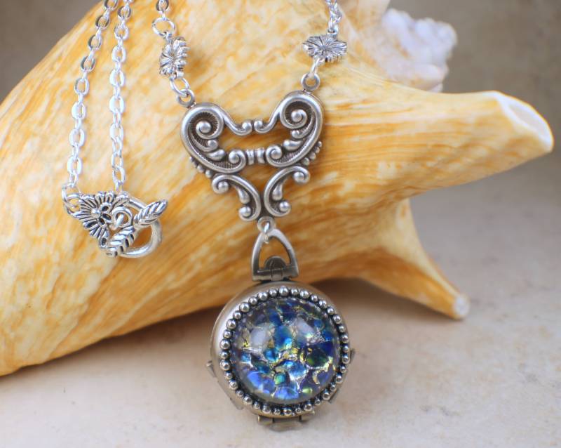 Blau Feuer Opal Foto Locket Halskette Silber Multi-Piwand Anhänger von Charsfavoritethings