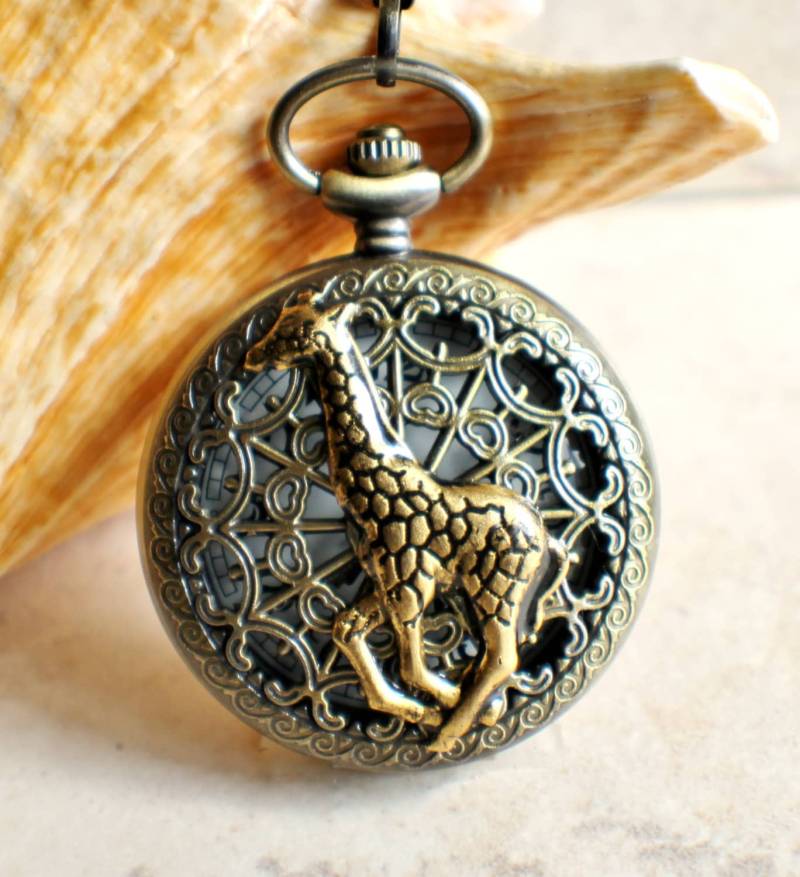 Bronze Giraffe Taschenuhr Tigerauge Perlenkette von Charsfavoritethings