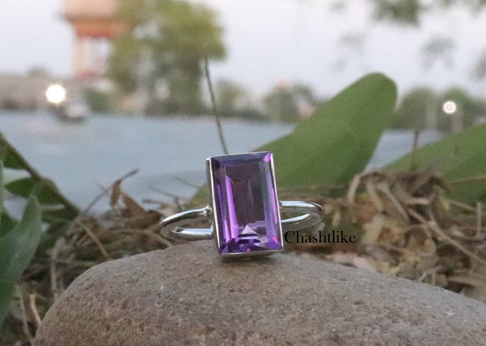 Natürlicher Lila Amethyst-Ring - 925Er Silberring Edelstein-Ring Amethyst-stein-Ehering Geschenk Für Sie Februar-Amethyst-Schmuck von Chashtlike