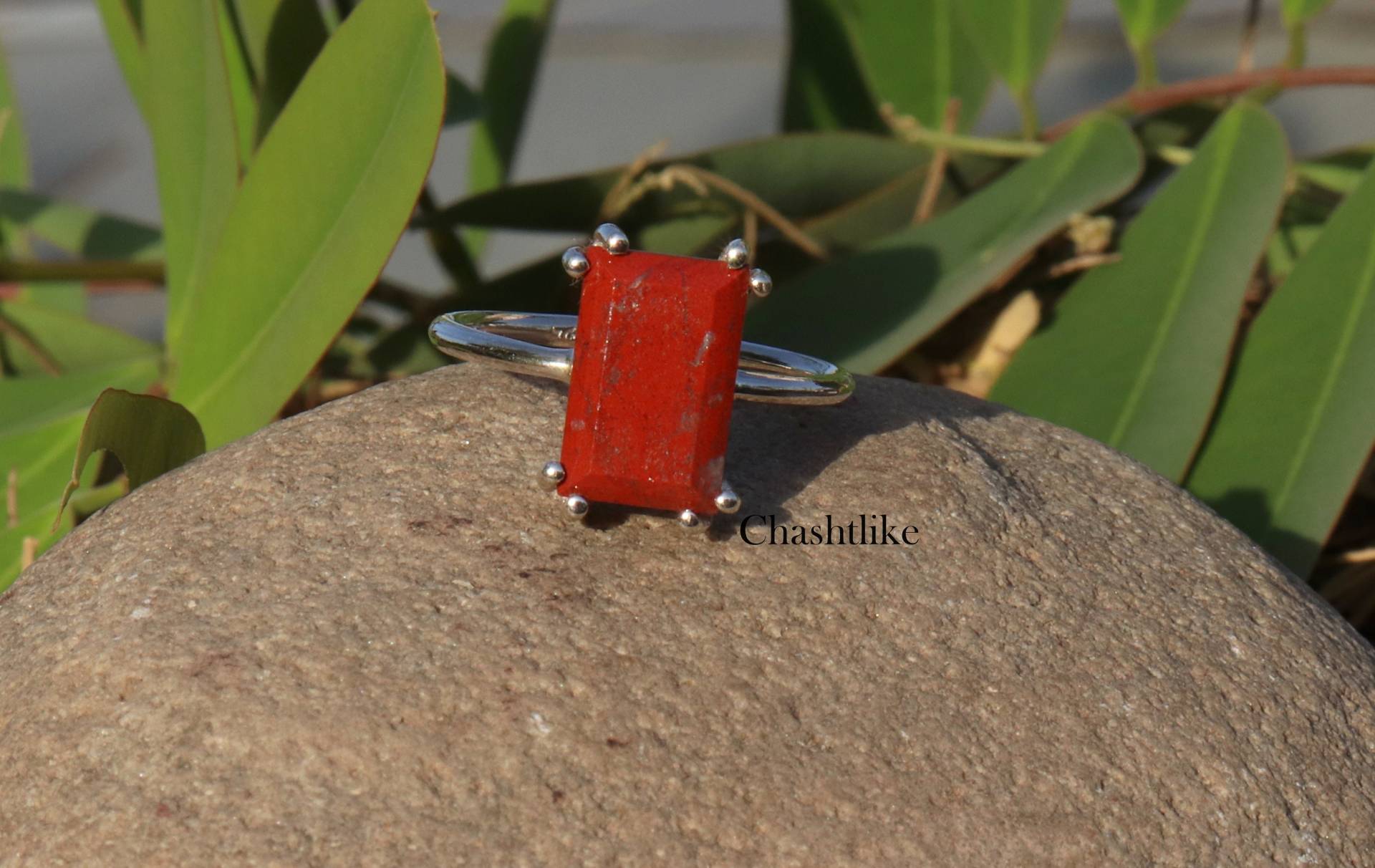 Natürlicher Roter Jaspis Ring - 925 Silber Baguette Handgemachter Geschenk Für Sie Schmuck von Chashtlike