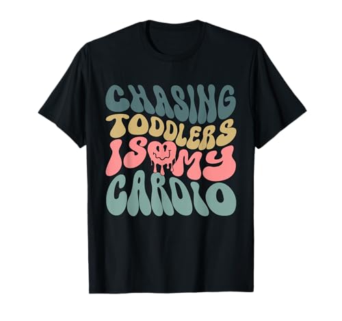 Ausdauertraining, Fitnessstudio, Fitness, Laufen, Kinder, Erwachsene, Eltern T-Shirt von Chasing Toddlers Is My Cardio Mother Kids