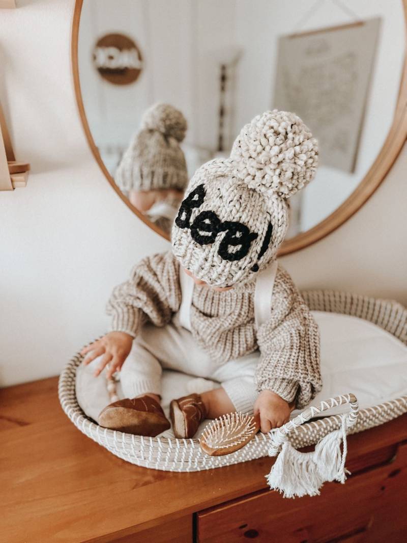 Boo Pom Mütze | Handgestrickt Halloween Handarbeit Kleinkind Baby Junge Boo Jumbo Bommel von ChasingGoldenLight