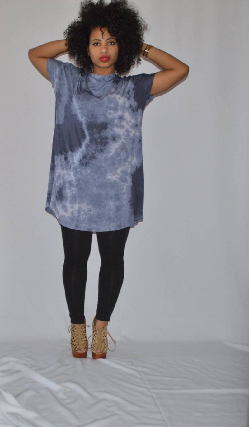 Dunkle Denim Tunika von ChavonShree